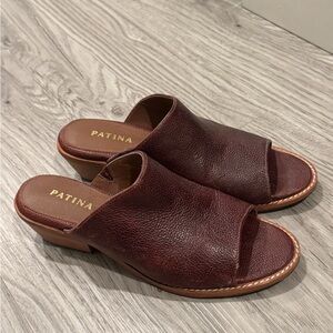 Portland Leather / Patina Open-Toed Mules